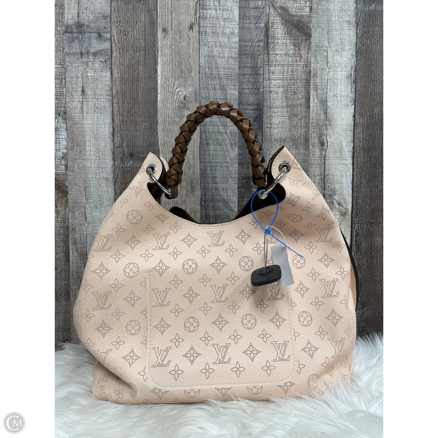 Handbag Luxury Designer By Louis Vuitton, Size: Large