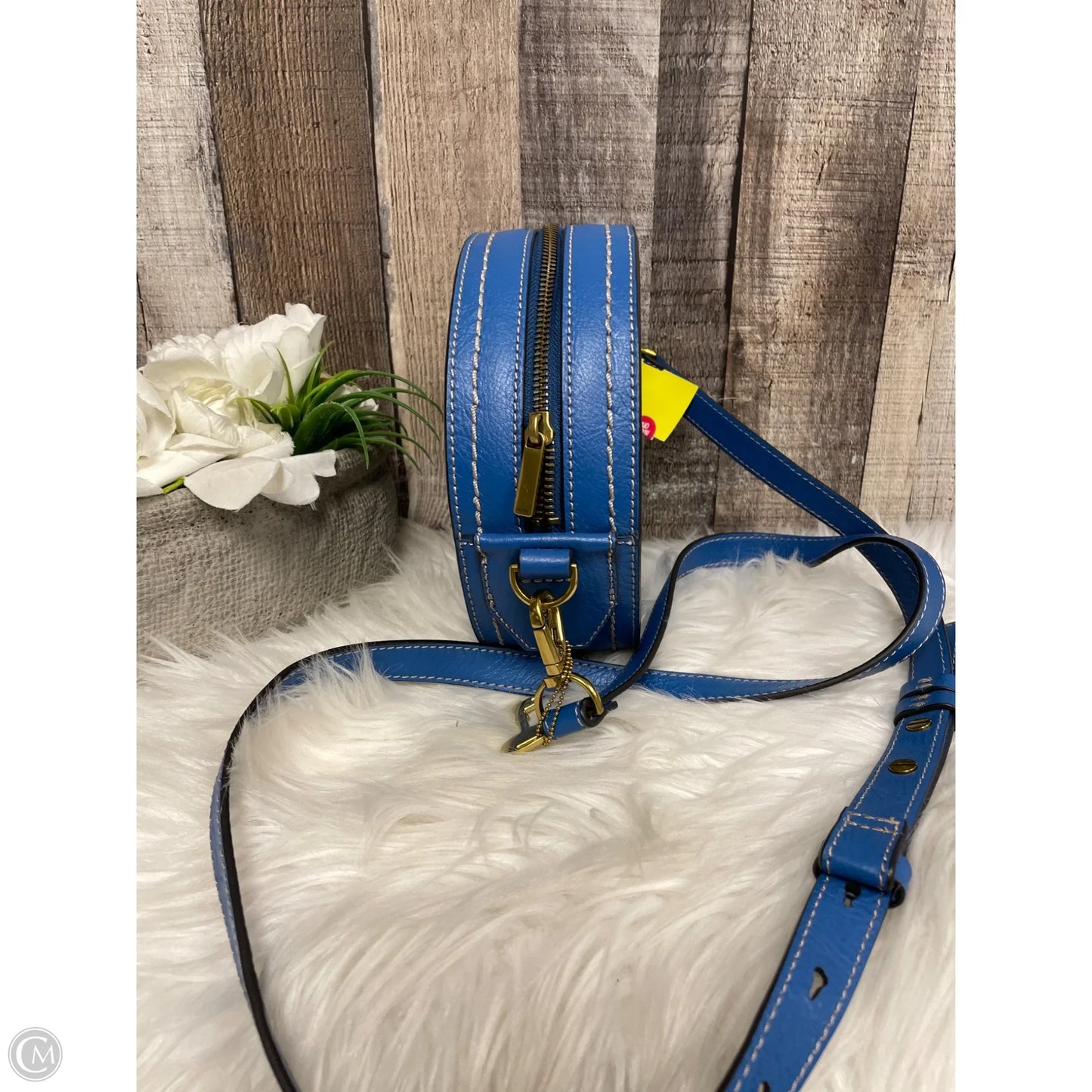 Crossbody Leather By Fossil, Size: Medium