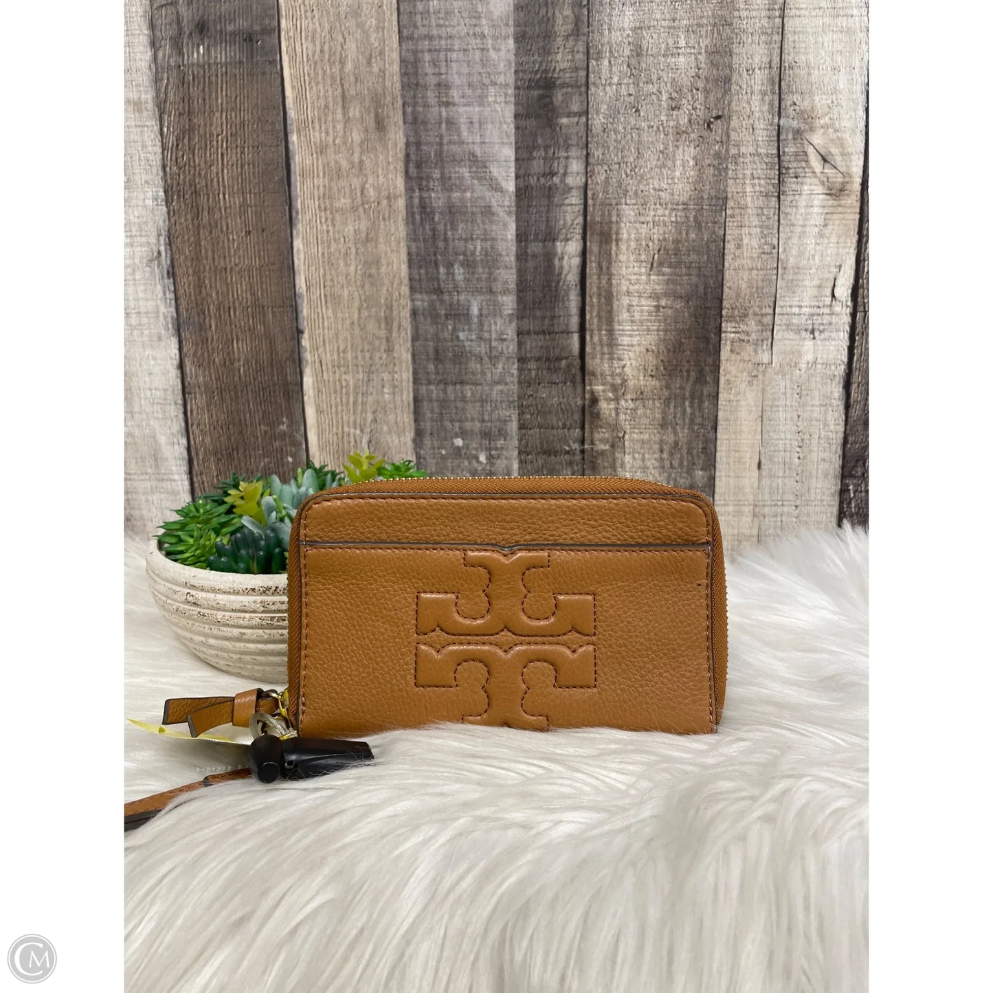 Wallet Designer By Tory Burch, Size: Medium