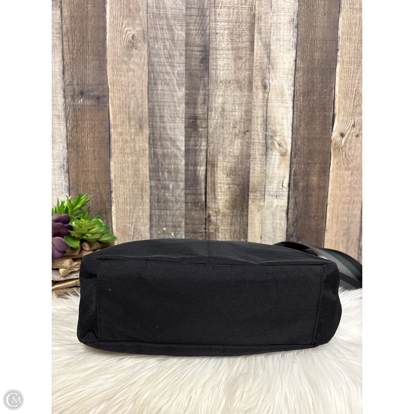 Crossbody By Baggallini, Size: Large