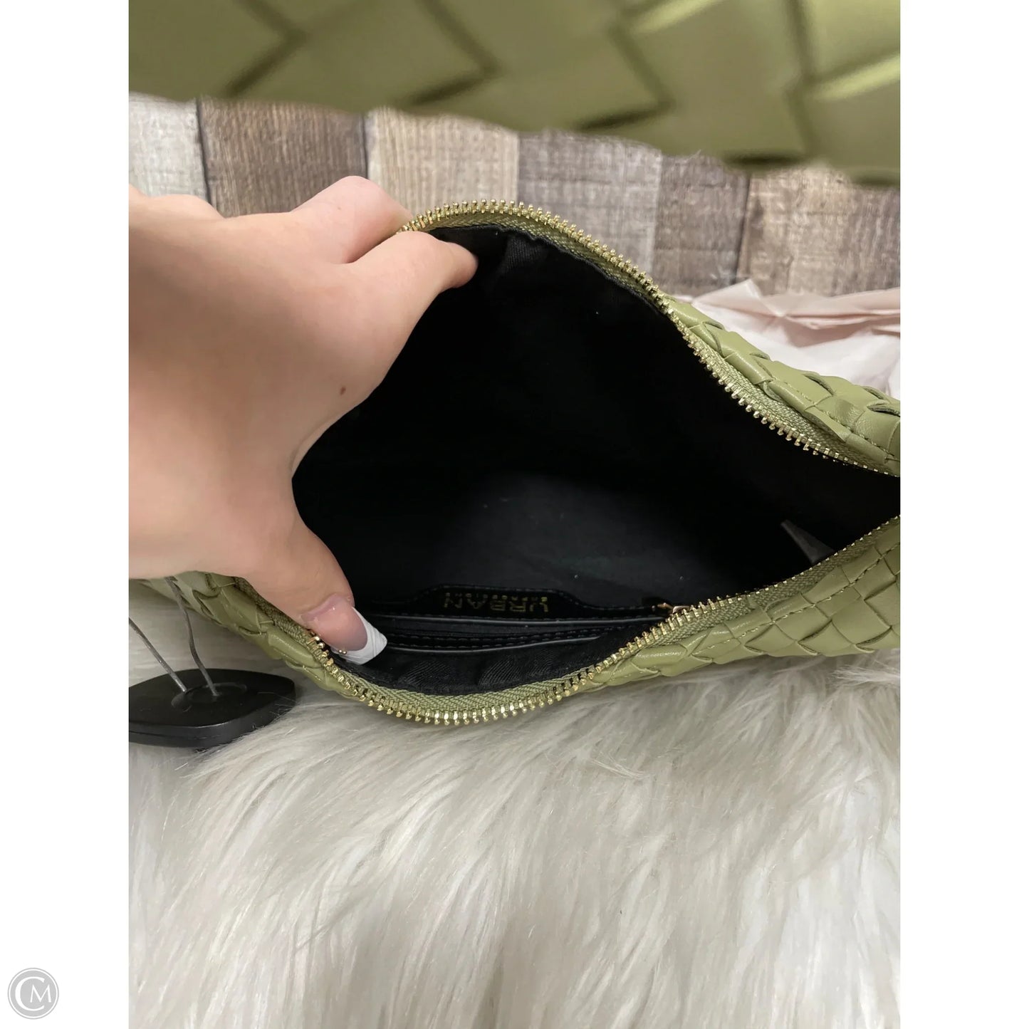 Handbag By Urban Expressions, Size: Medium