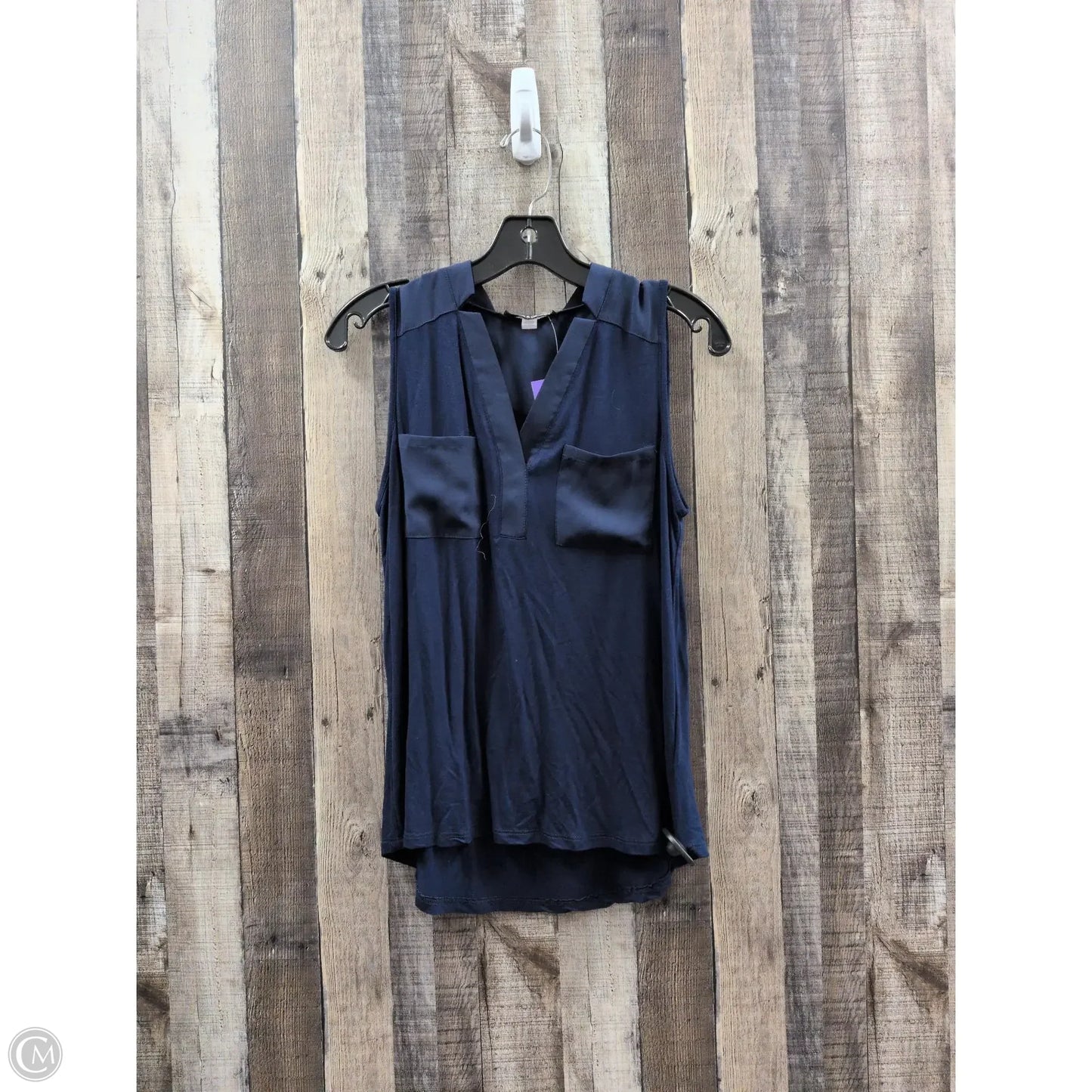 Top Sleeveless By Cable And Gauge In Navy, Size: S