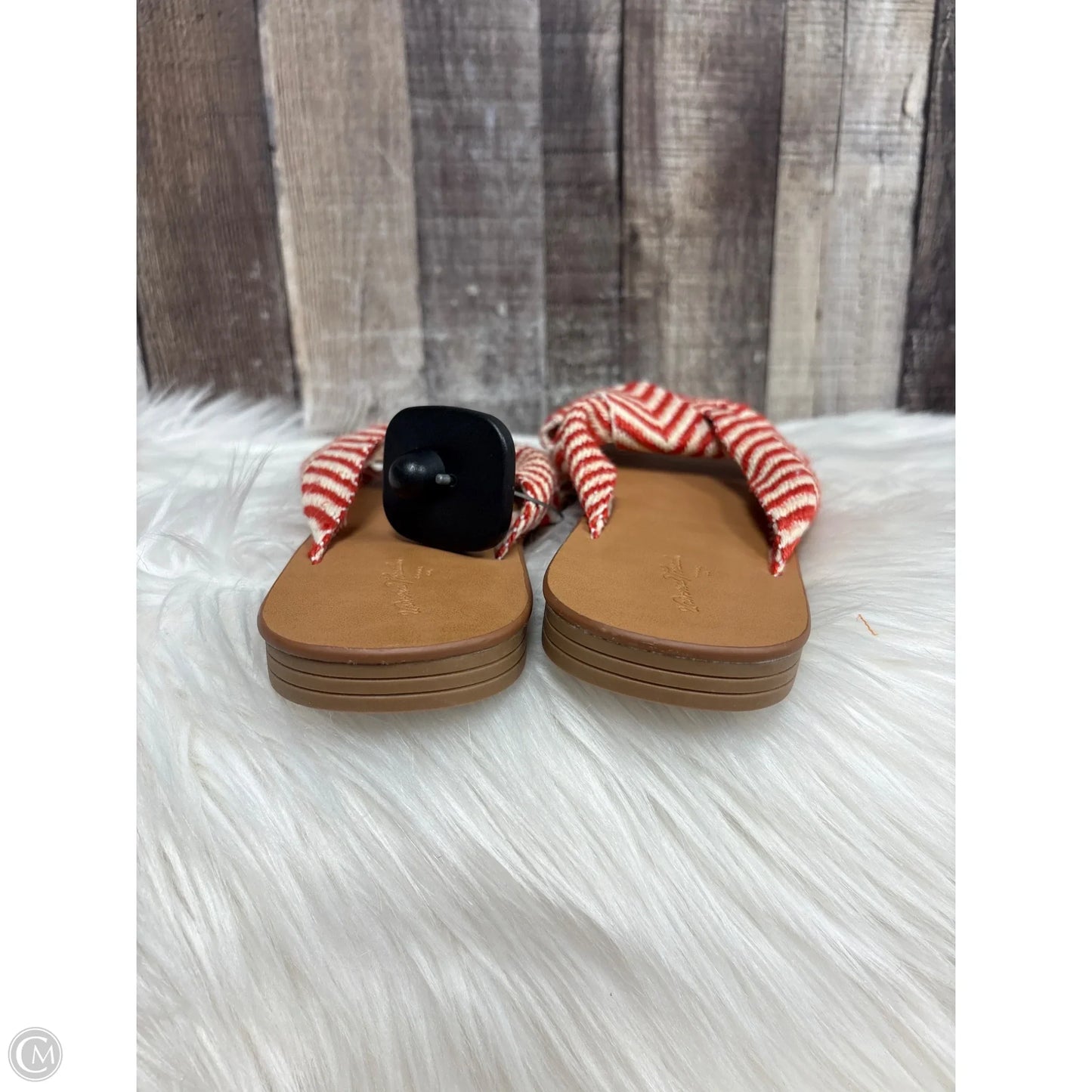 Sandals Flats By Universal Thread In Brown & Red, Size: 7.5