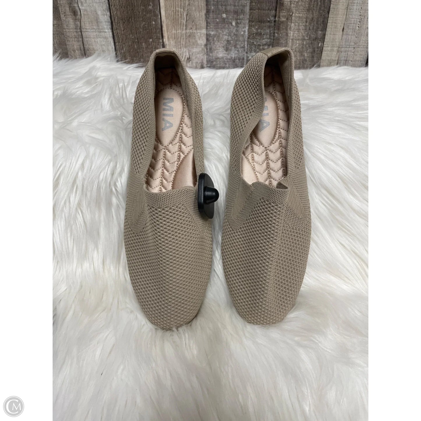 Sandals Flats By Mia In Beige, Size: 9