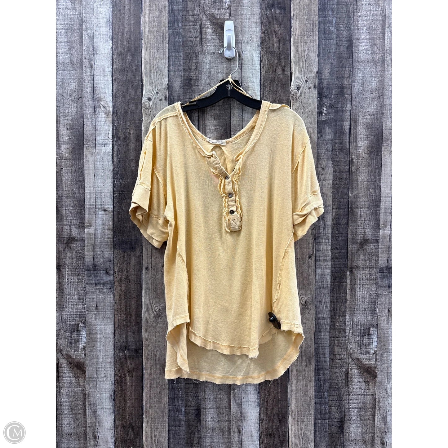 Top Short Sleeve By We The Free In Yellow, Size: M