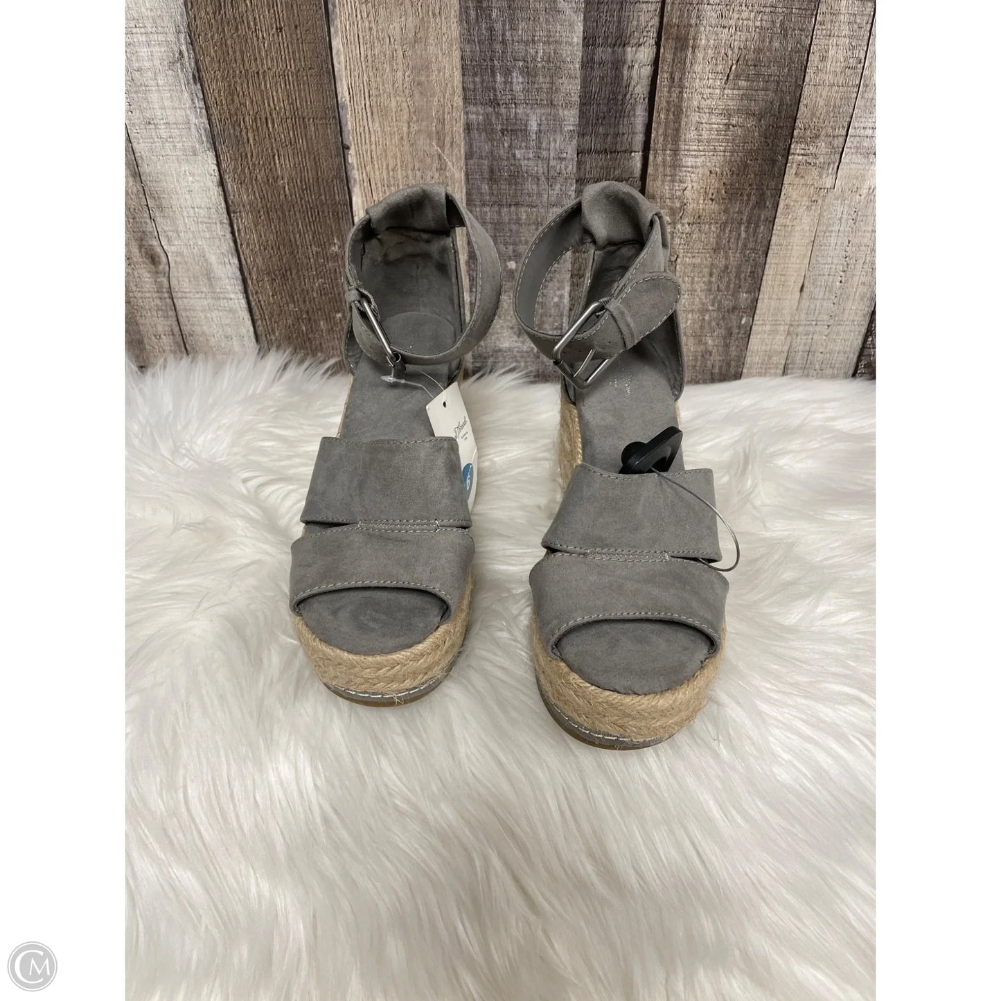 Sandals Heels Wedge By Universal Thread In Grey, Size: 6