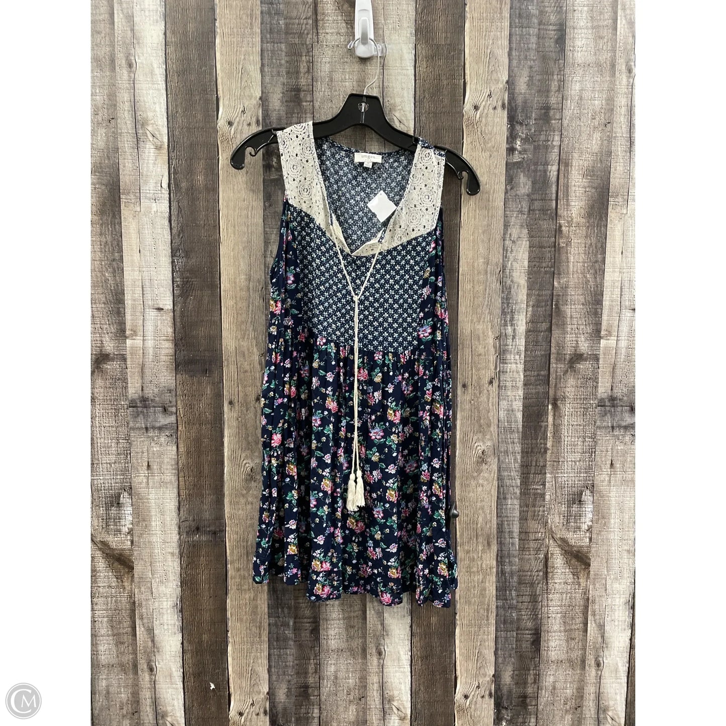 Top Sleeveless By Umgee In Navy, Size: M
