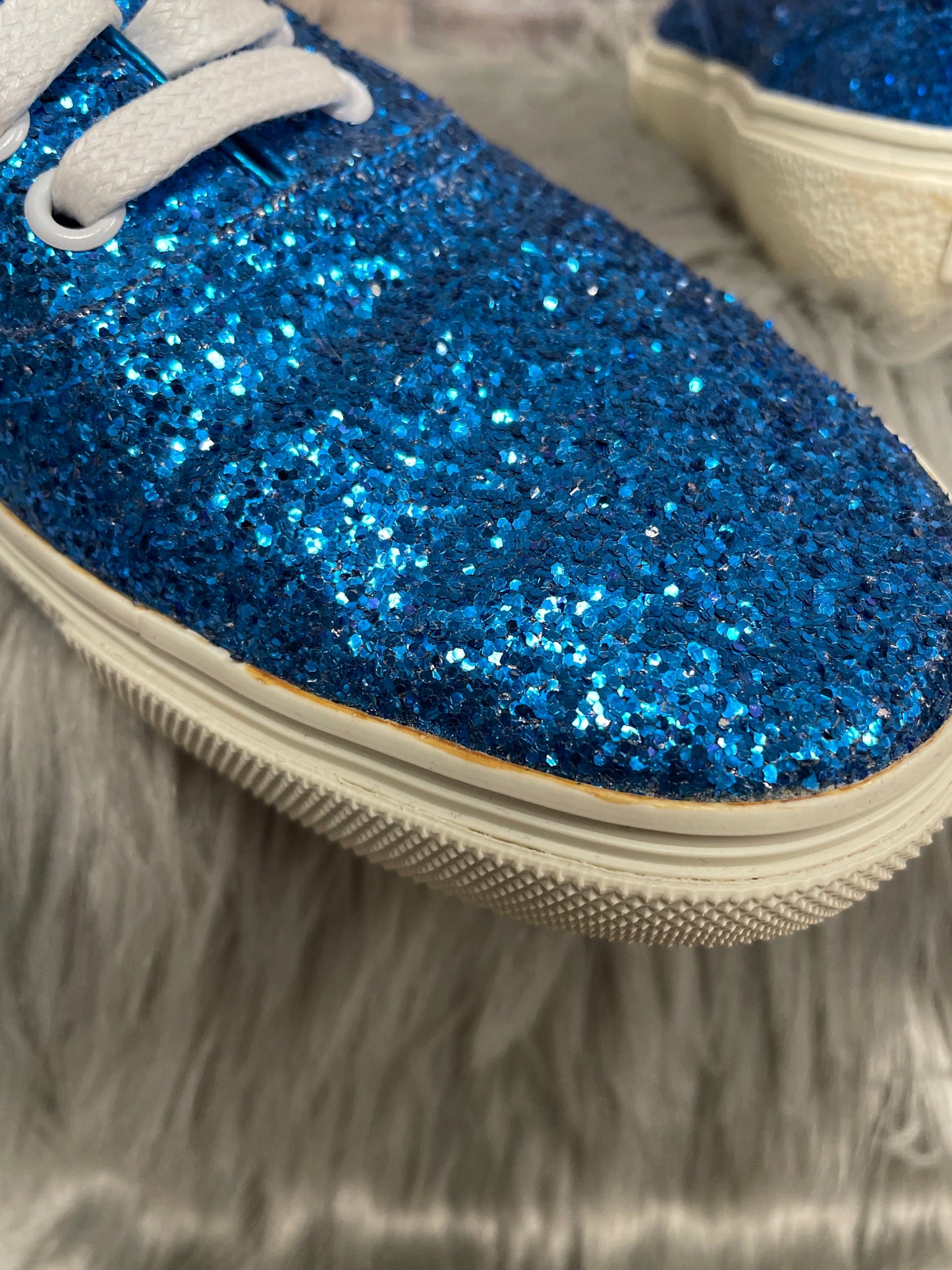 Shoes Sneakers By Yves Saint Laurent Size: 8.5