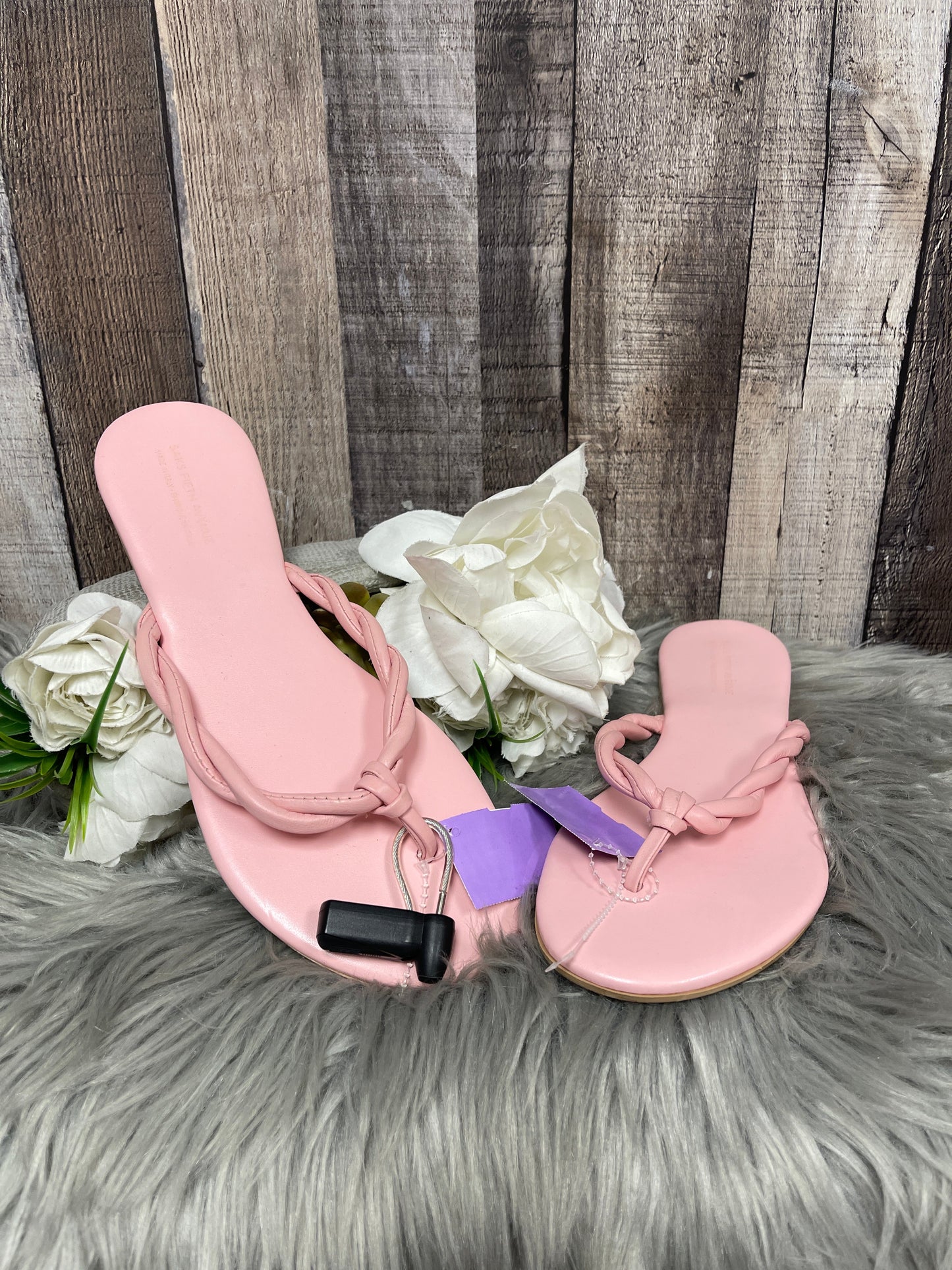 Sandals Flats By Saks Fifth Avenue Size: 11