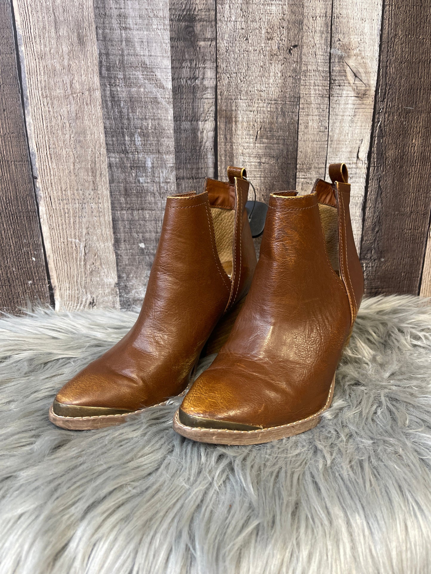 Boots Ankle Heels By Not Rated Size: 7