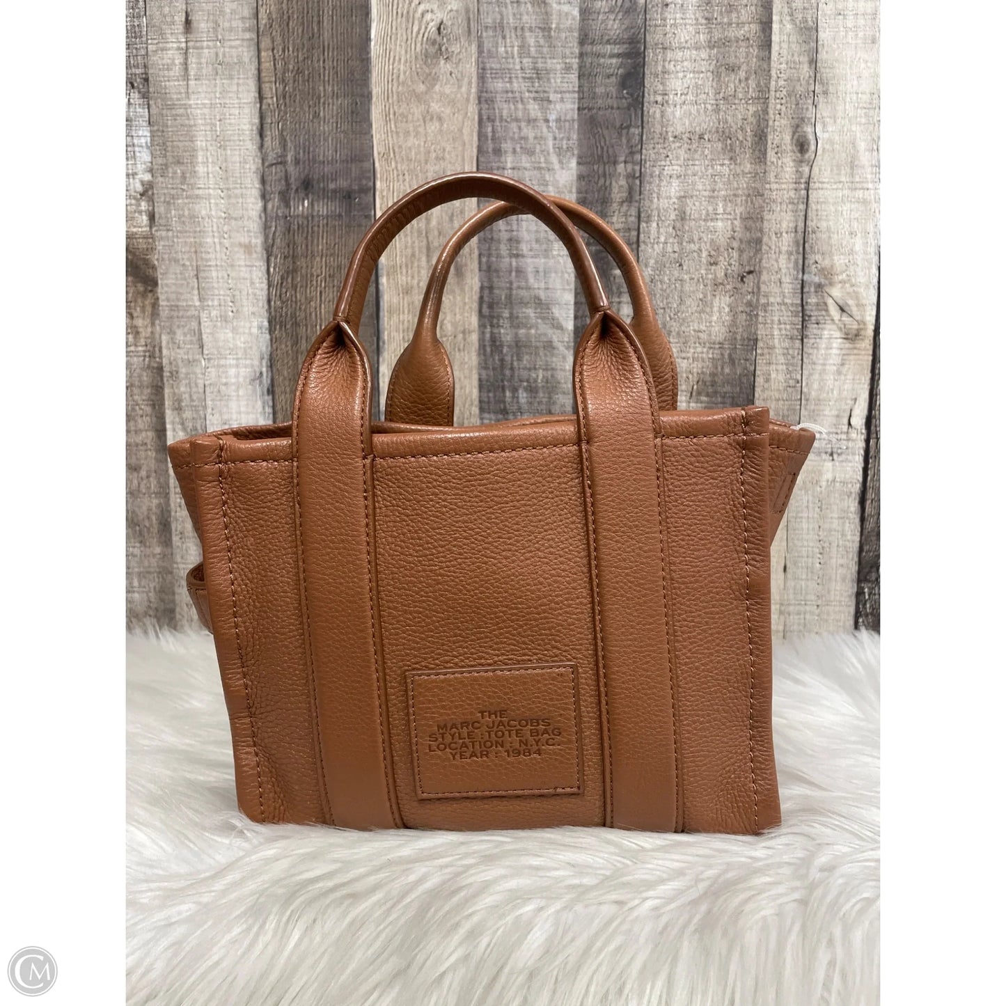 Handbag Luxury Designer By Marc Jacobs, Size: Medium