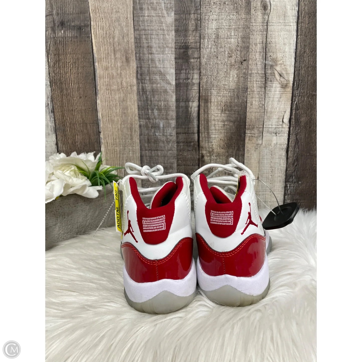 Shoes Luxury Designer By Jordan In Red & White, Size: 7
