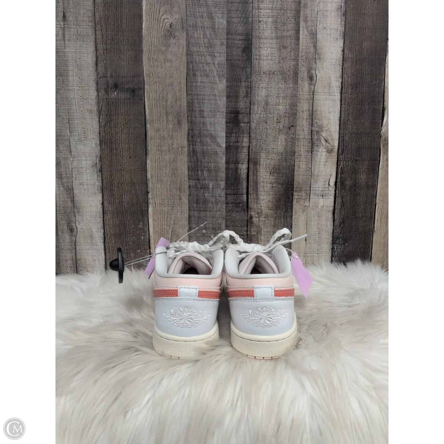 Shoes Luxury Designer By Jordan In Pink, Size: 9