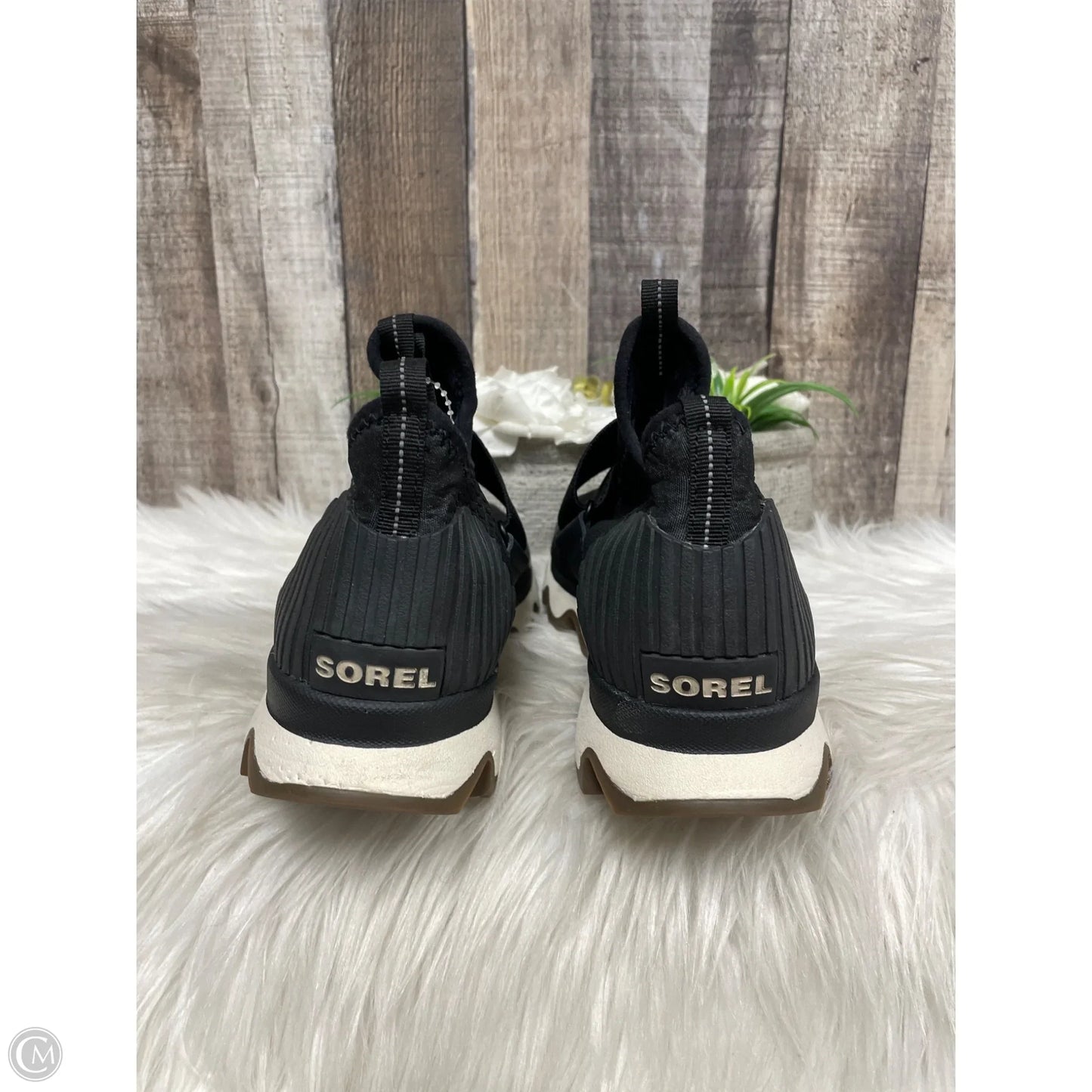 Shoes Sneakers By Sorel In Black, Size: 6.5