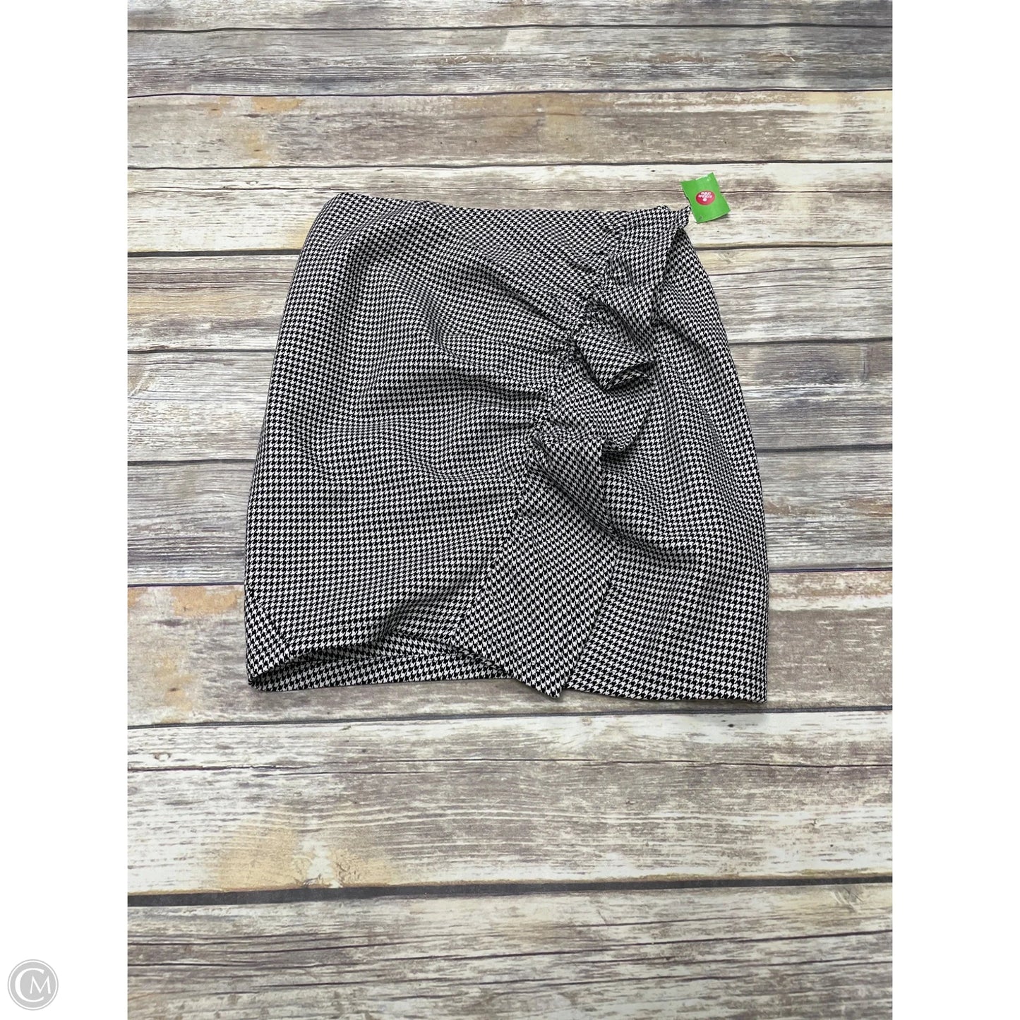Skirt Mini & Short By Cmb In Checkered Pattern, Size: 4