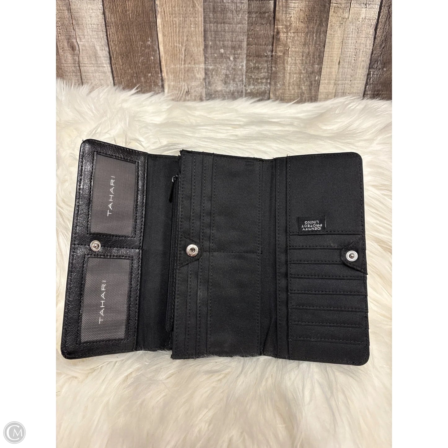 Wallet By Tahari, Size: Medium