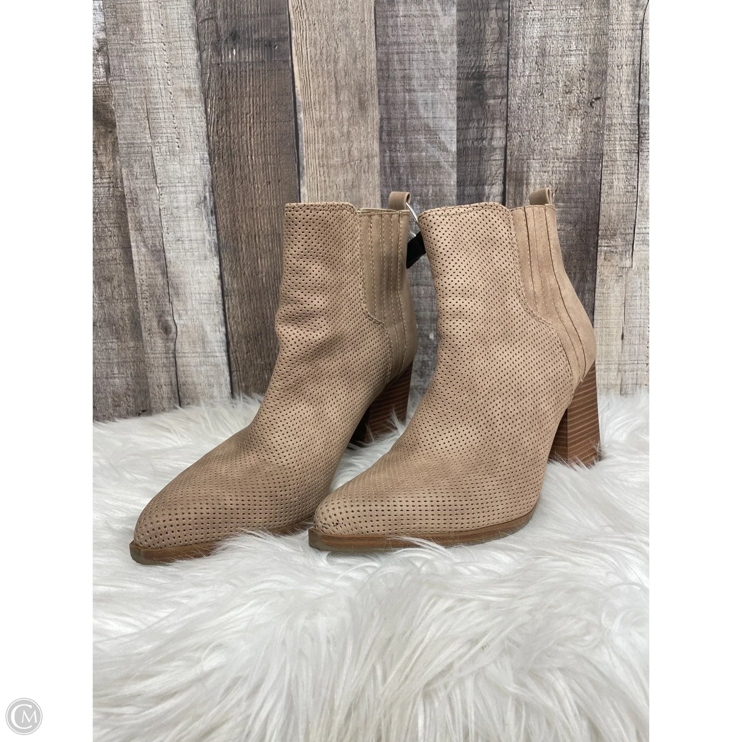 Boots Ankle Heels By Indigo In Tan, Size: 9.5