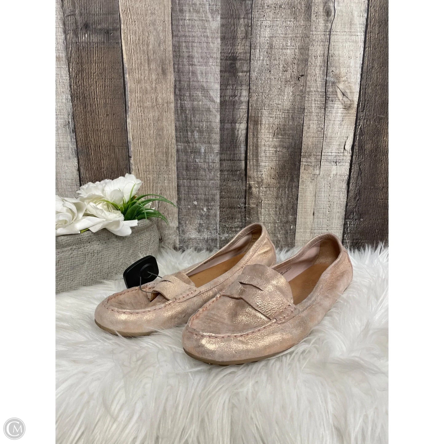 Shoes Flats By Born In Peach, Size: 9