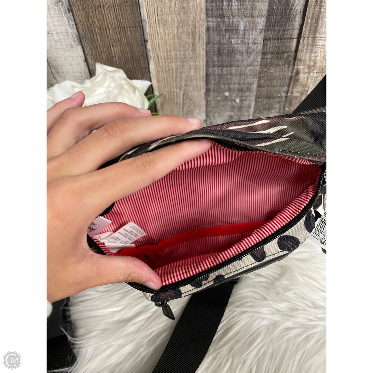 Belt Bag By Herschel, Size: Large