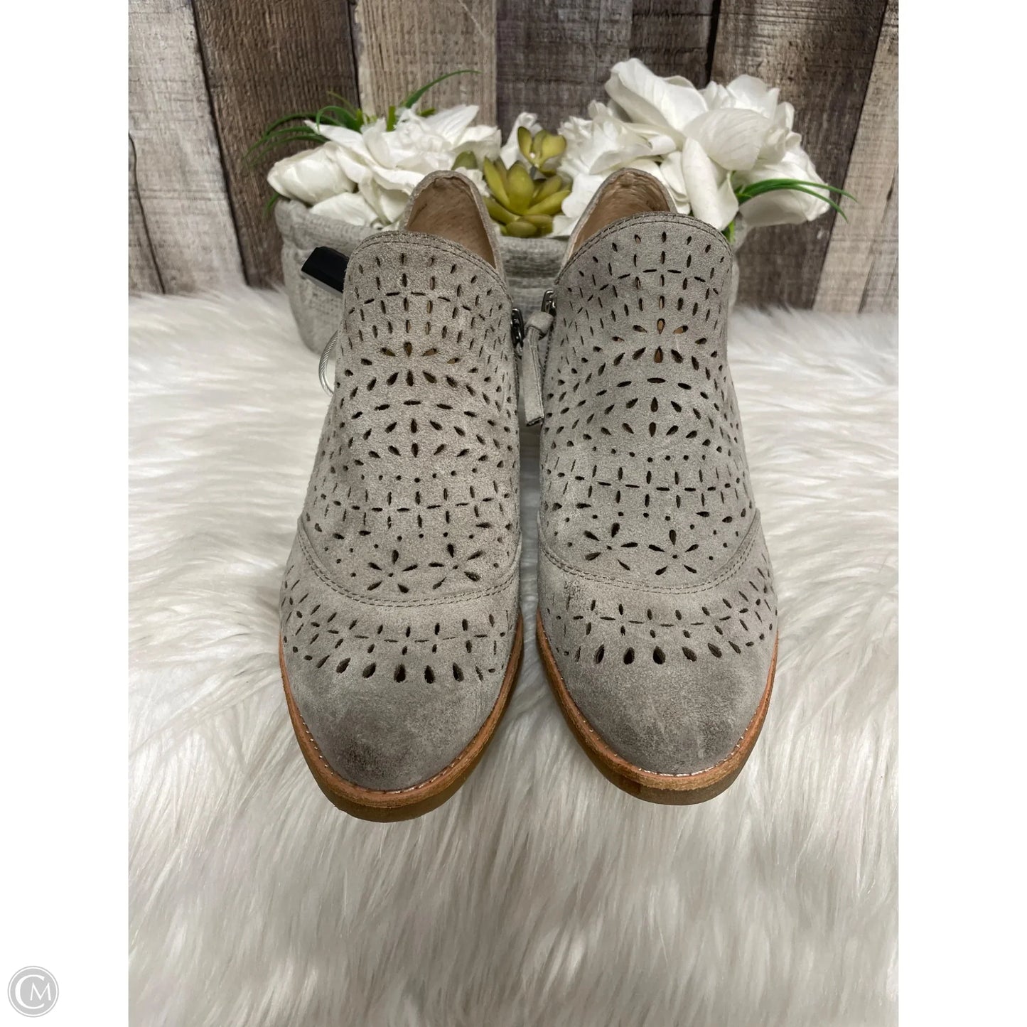 Boots Ankle Heels By Sofft In Taupe, Size: 7.5