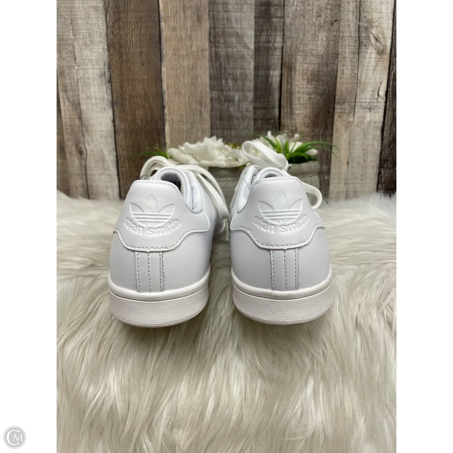 Shoes Athletic By Adidas In White, Size: 8.5