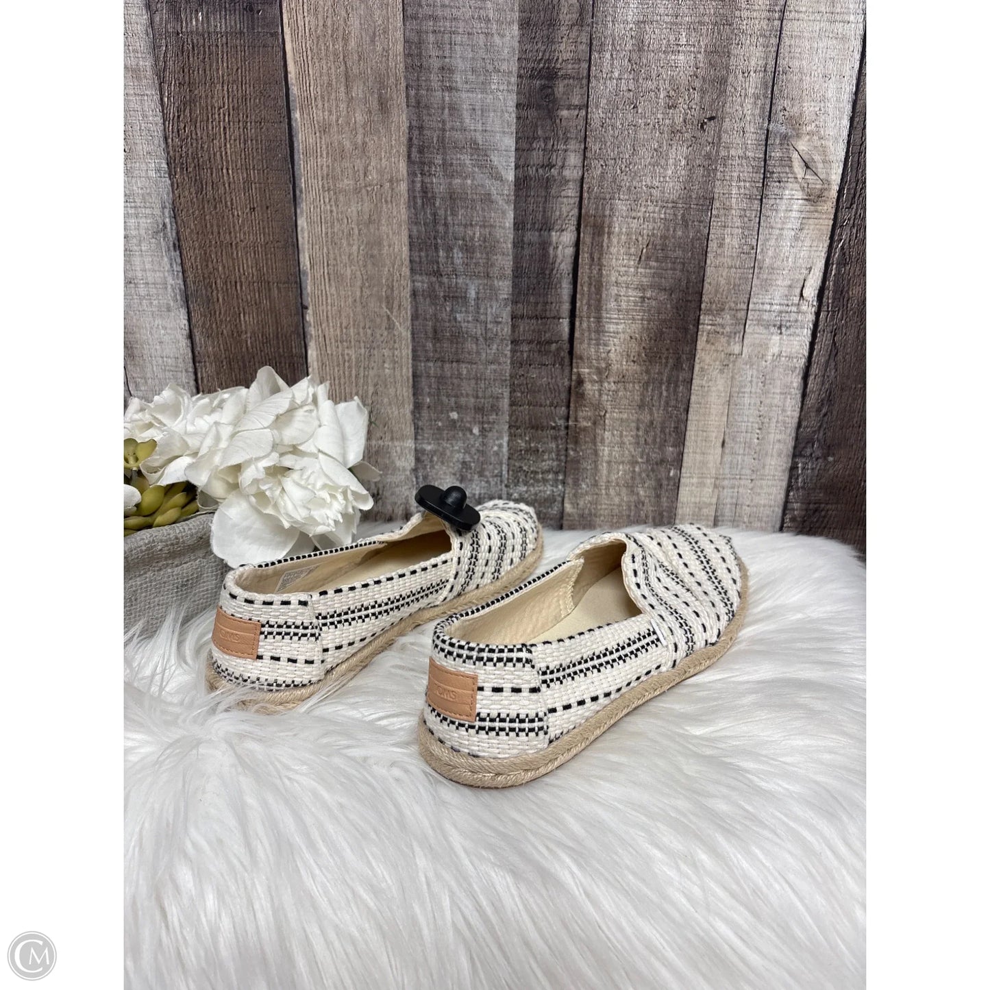Shoes Flats By Toms In Black & Cream, Size: 7