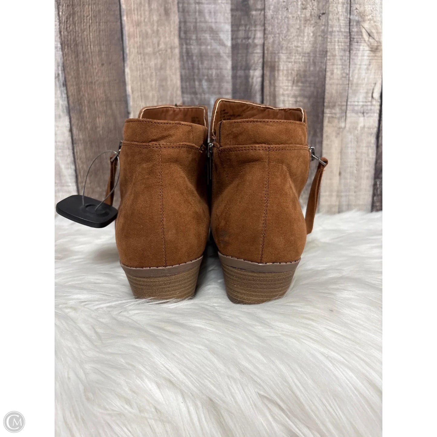 Boots Ankle Flats By Torrid In Brown, Size: 10