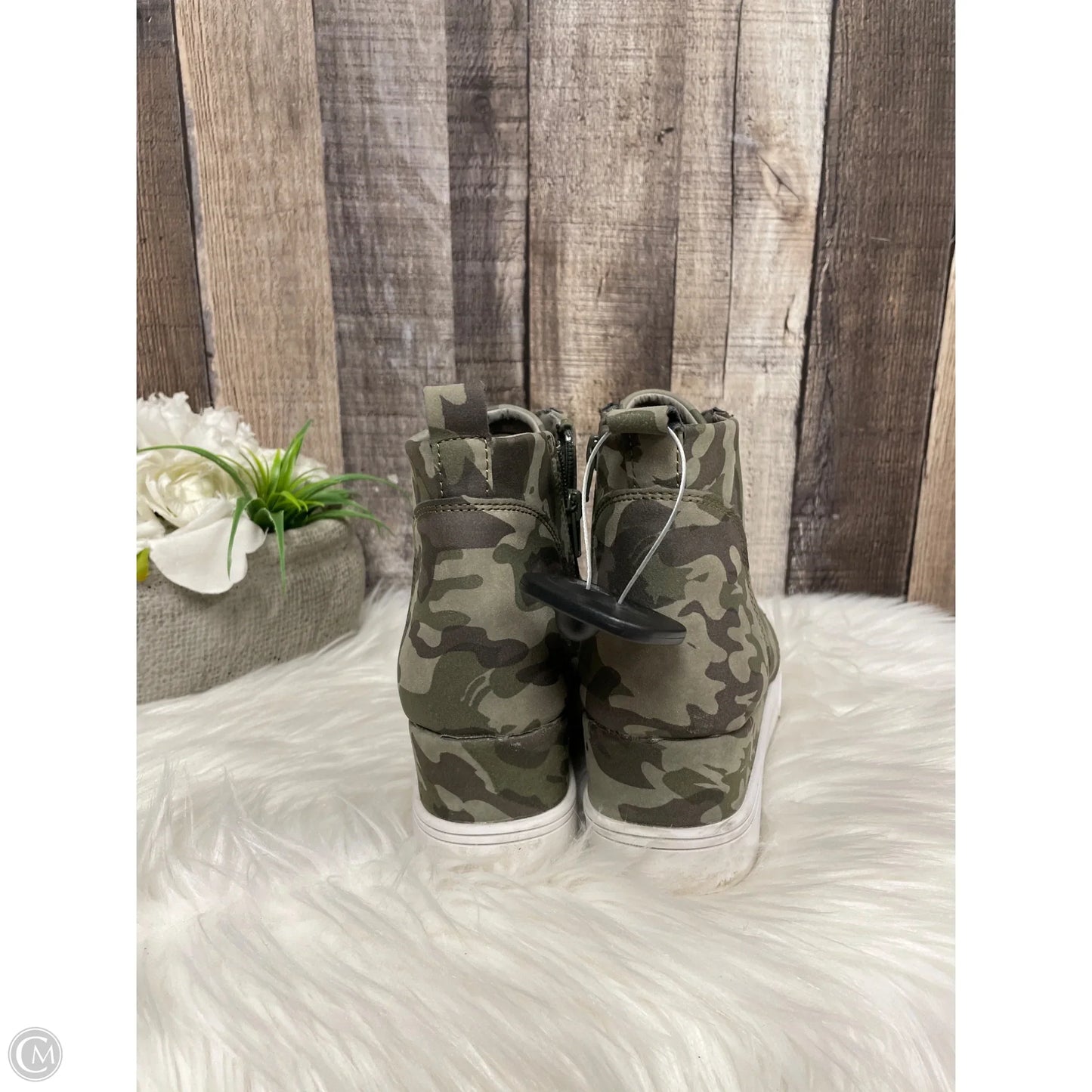 Boots Ankle Flats By Cme In Camouflage Print, Size: 8.5