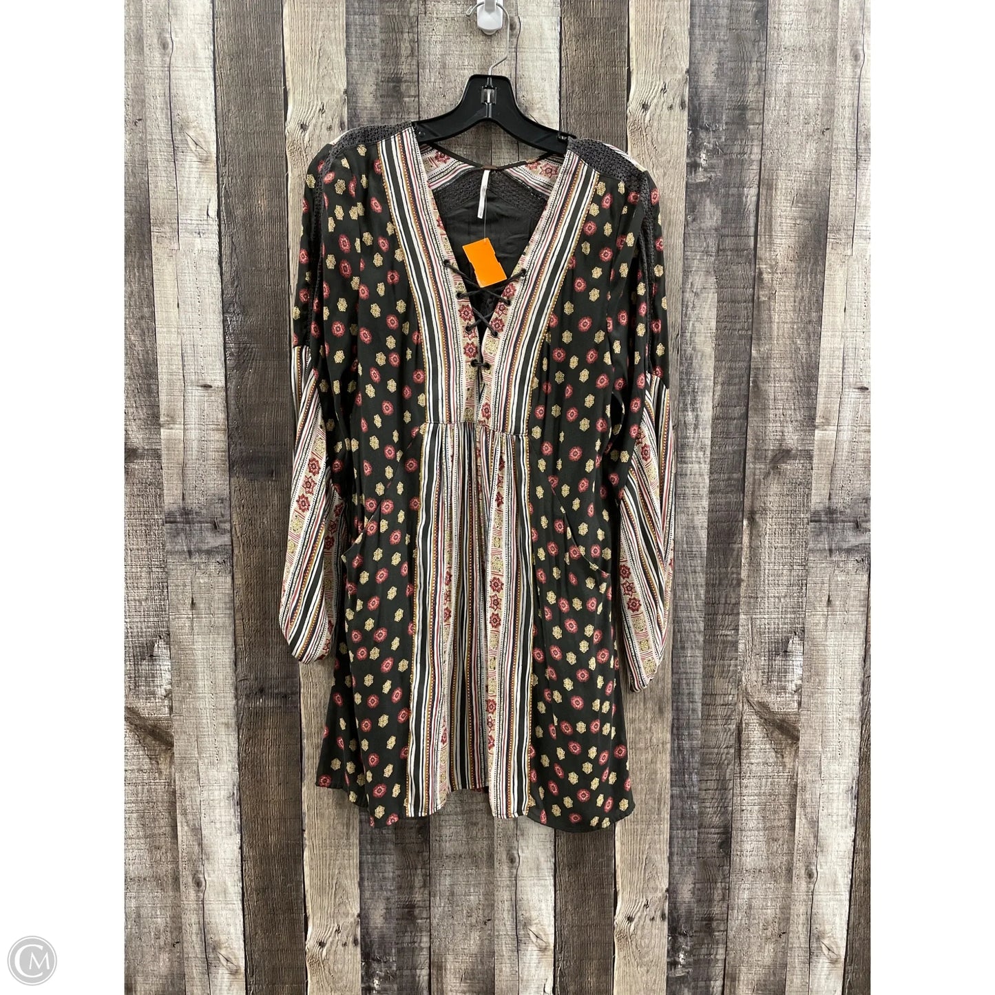 Dress Casual Short By Free People In Multi-colored, Size: S