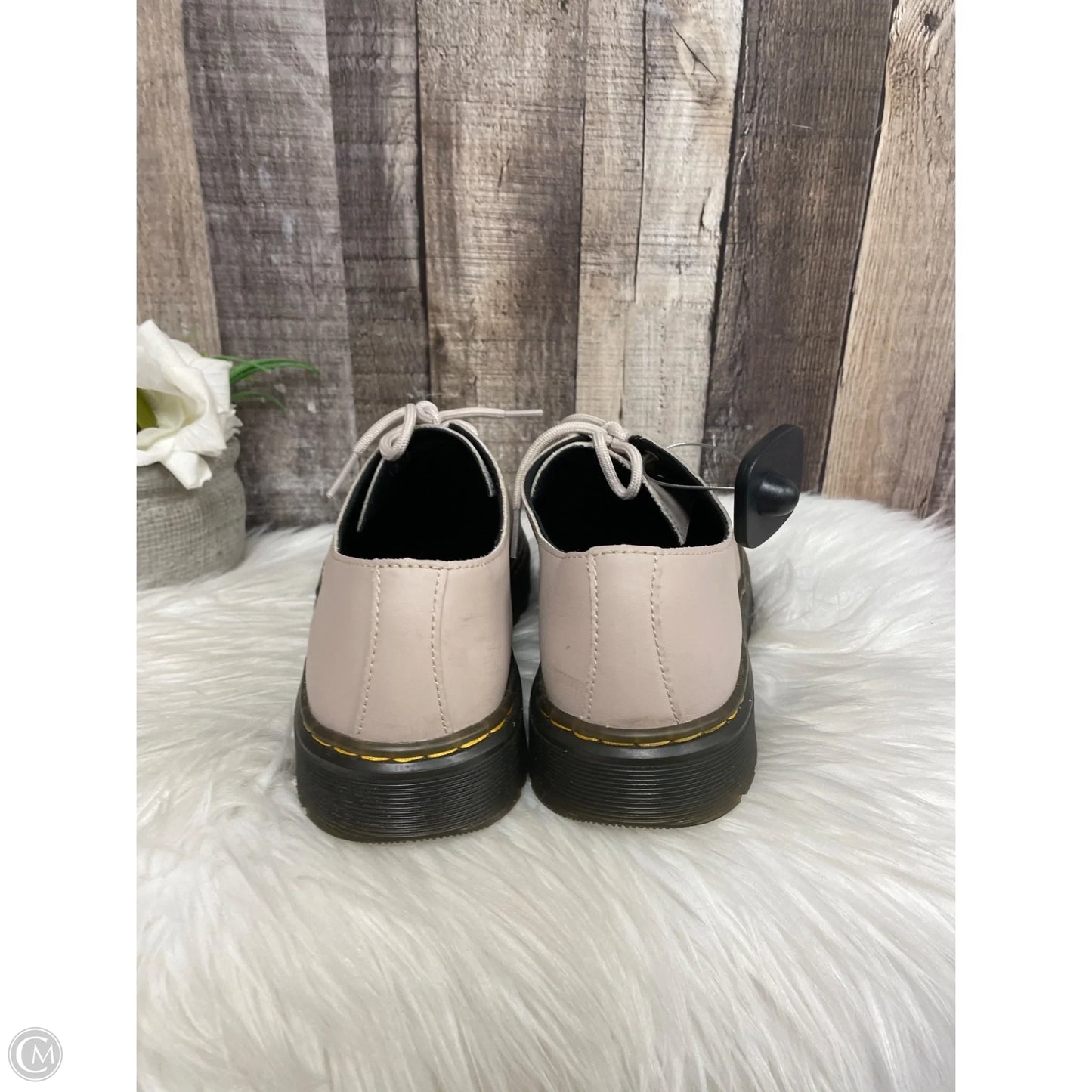 Shoes Flats By Dr Martens In Tan, Size: 8