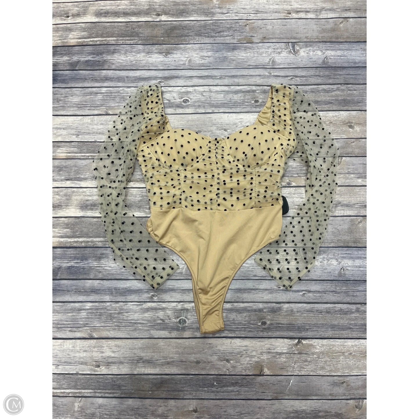 Top Long Sleeve By Boohoo Boutique In Tan, Size: M