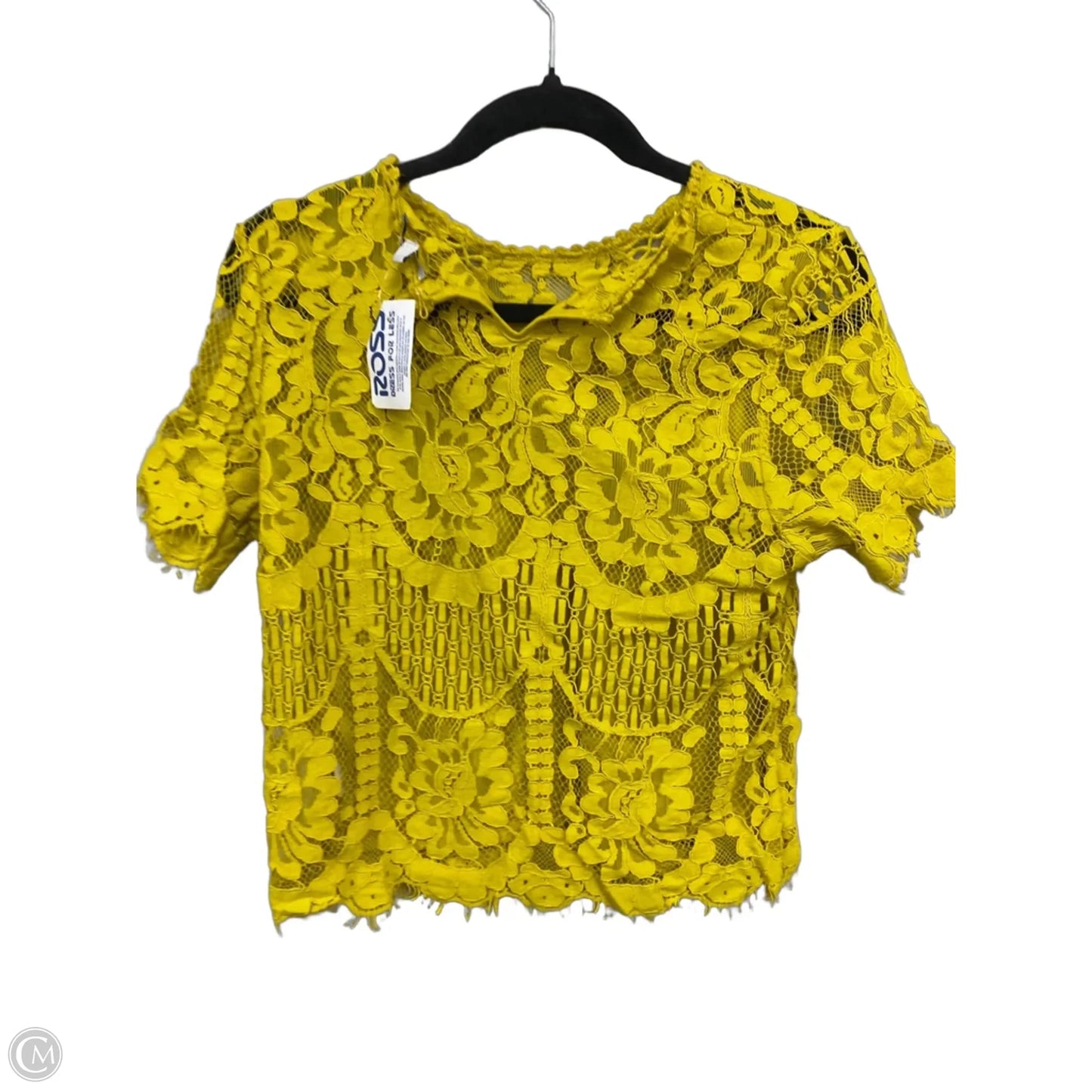 Top Short Sleeve By Clothes Mentor In Gold, Size: S
