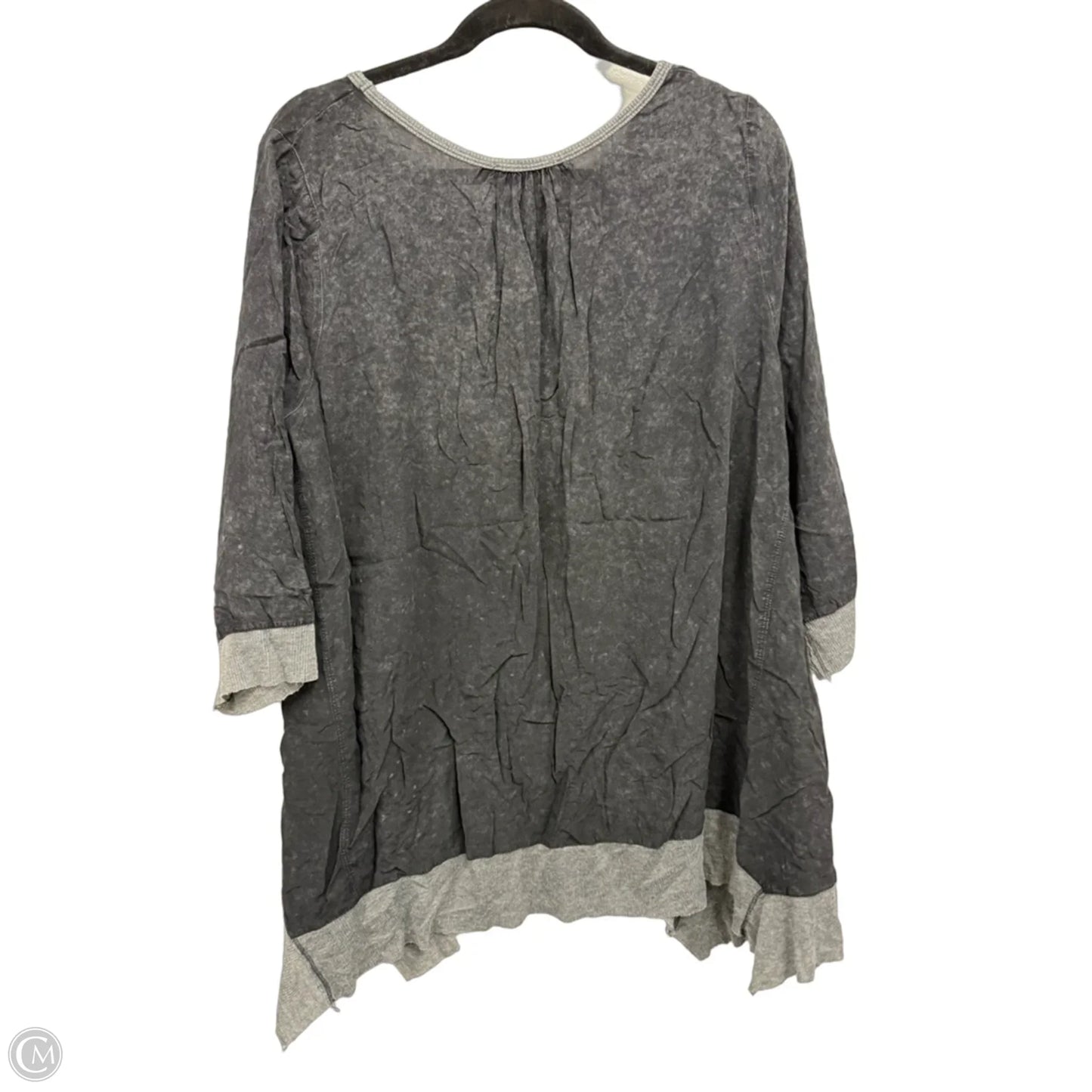 Top Short Sleeve By Umgee In Black & Grey, Size: Xl