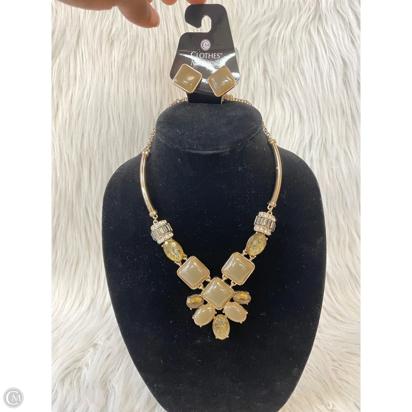 Necklace Set By Clothes Mentor, Size: 02 Piece Set