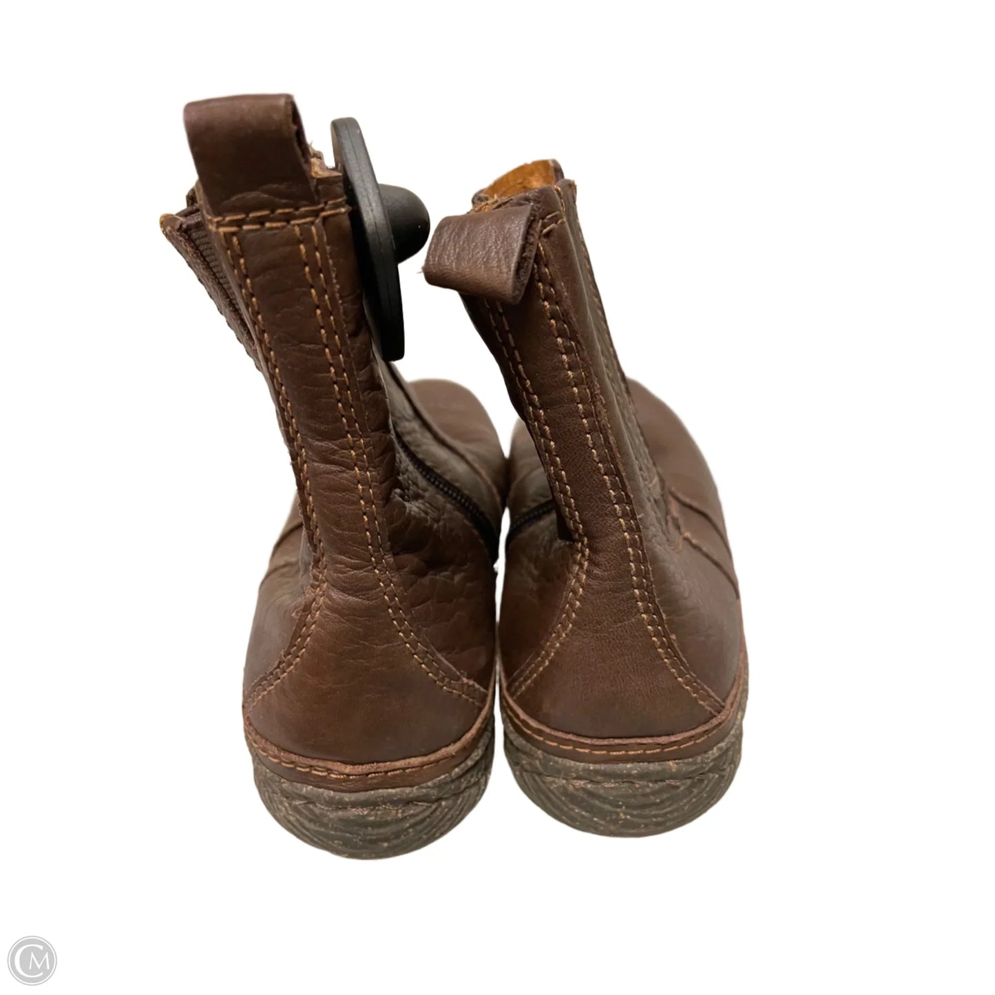 Boots Ankle Flats By Clarks In Brown, Size: 8.5