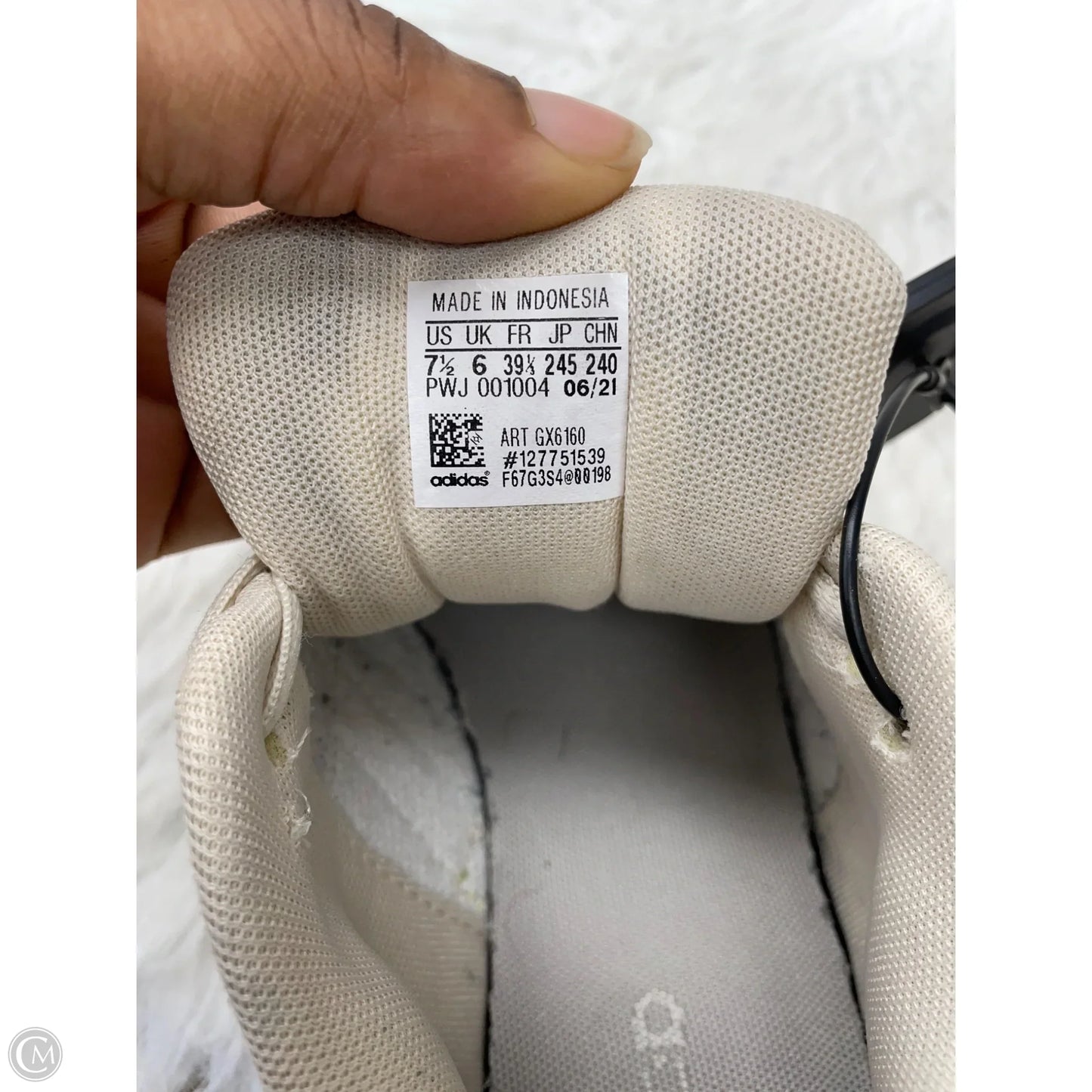 Shoes Sneakers By Adidas In Multi-colored, Size: 7.5