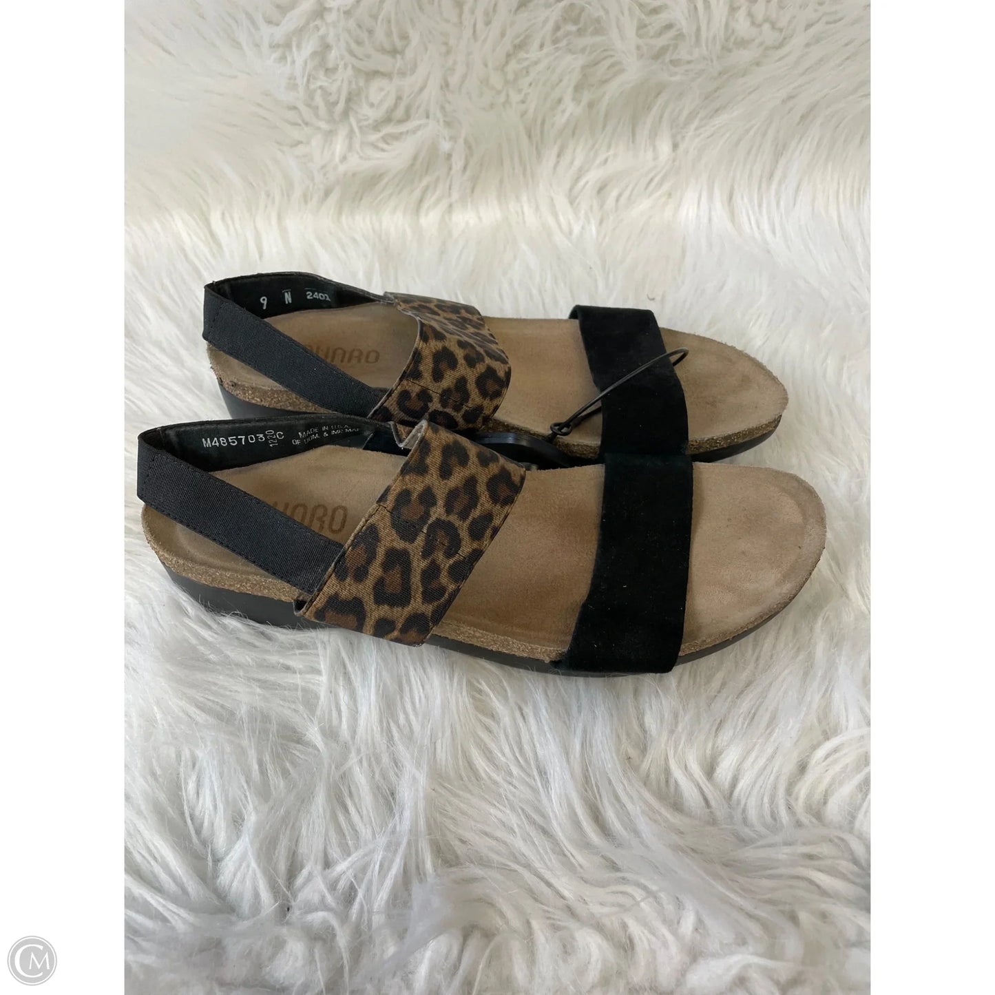 Sandals Heels Wedge By Munro In Animal Print, Size: 9
