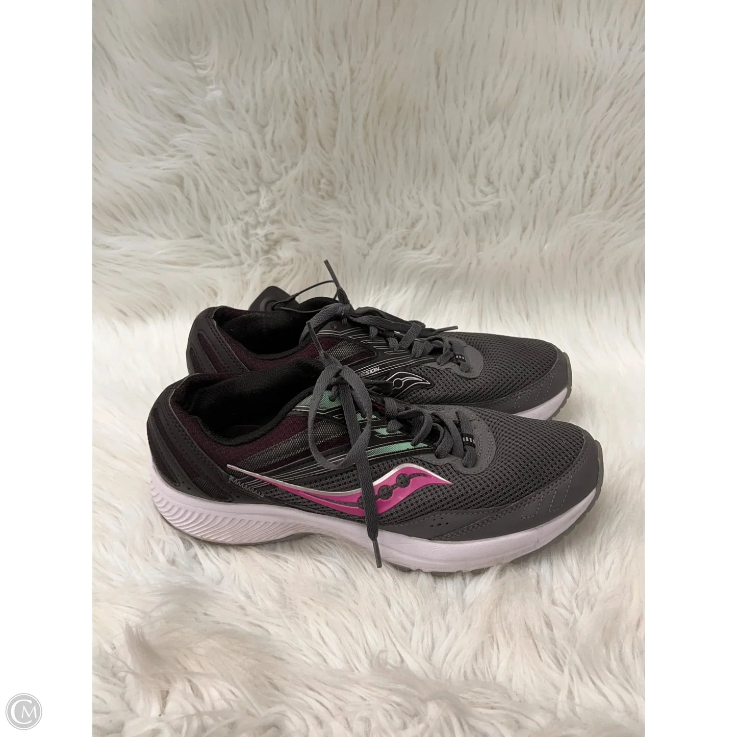 Shoes Athletic By Saucony In Grey, Size: 10