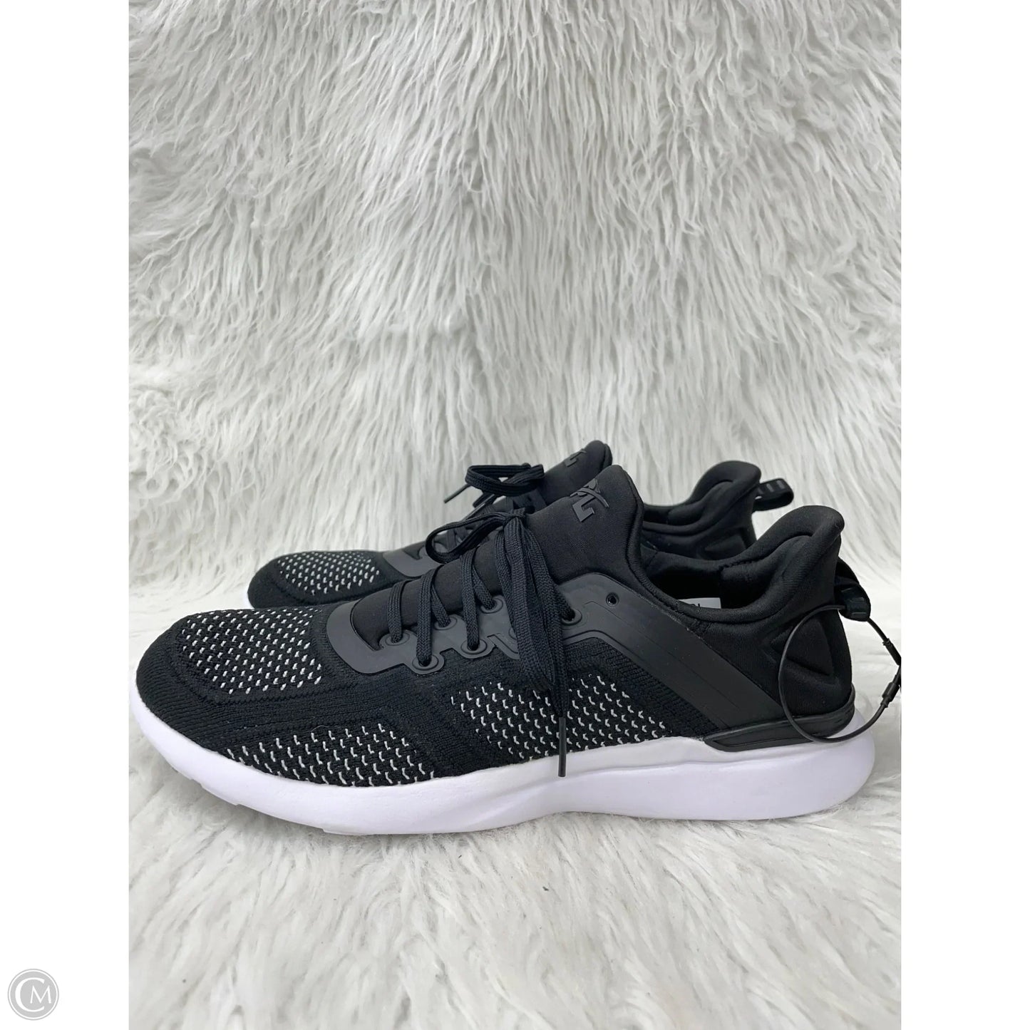 Shoes Designer By Apl In Black & White, Size: 10