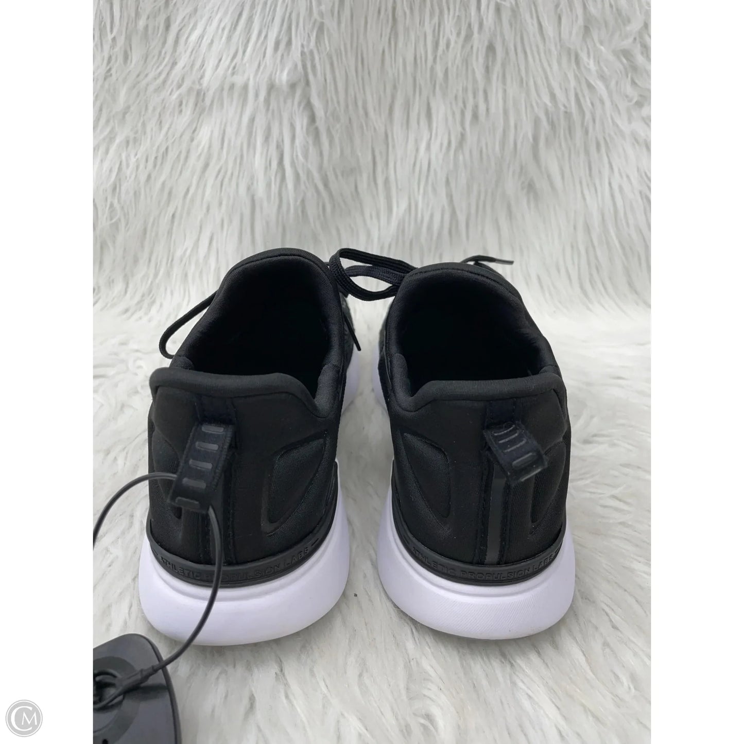 Shoes Designer By Apl In Black & White, Size: 10