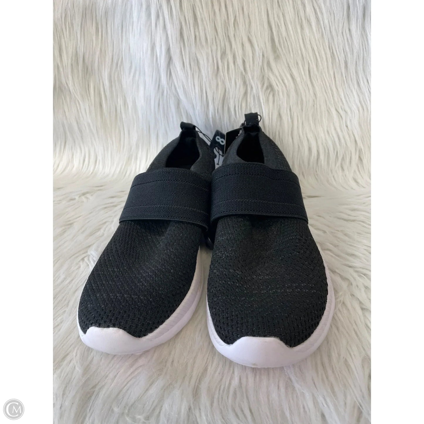 Shoes Athletic By Athletic Works In Black & White, Size: 8