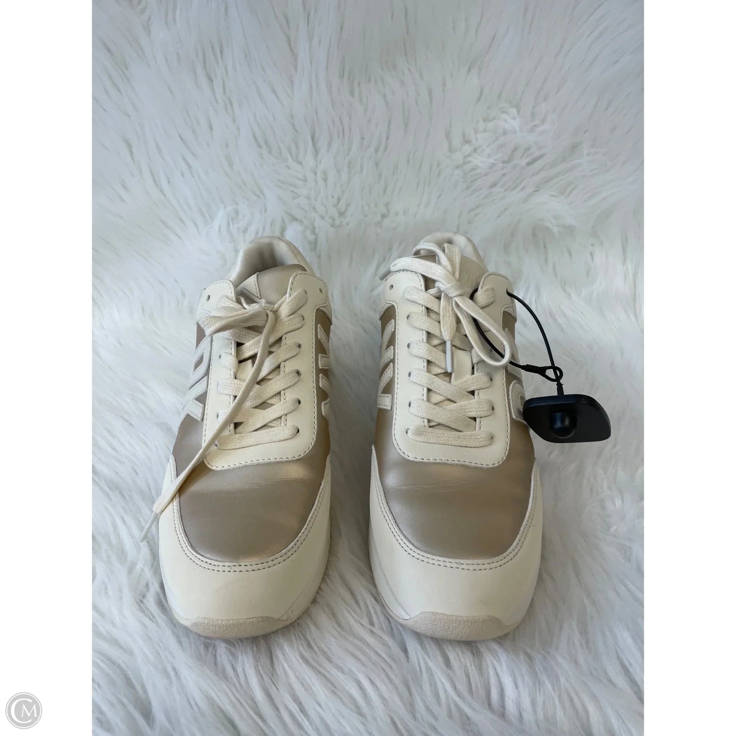 Shoes Sneakers By Dkny In Cream & Tan, Size: 7