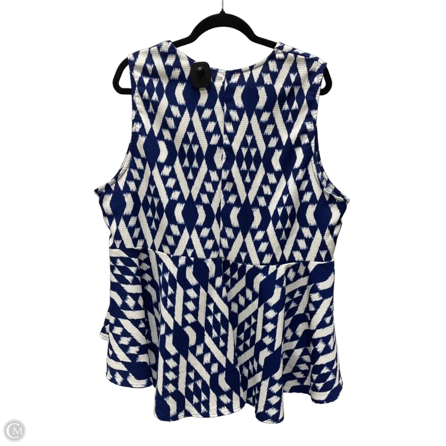 Top Sleeveless By Soprano In Blue & White, Size: 3x