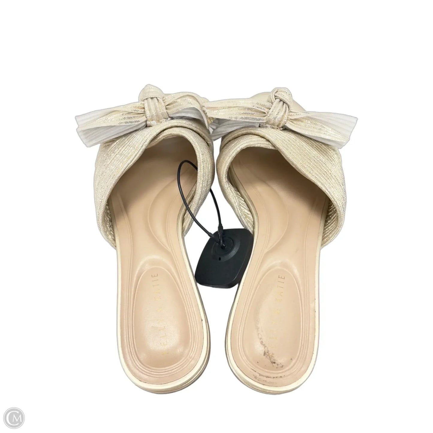 Sandals Flats By Kelly And Katie In Gold, Size: 6.5