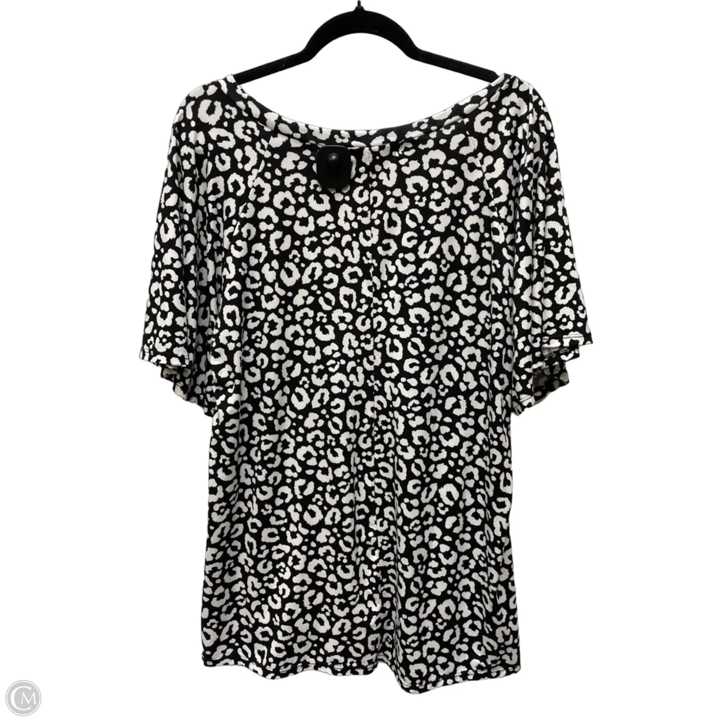 Top Short Sleeve By Haptics In Animal Print, Size: L