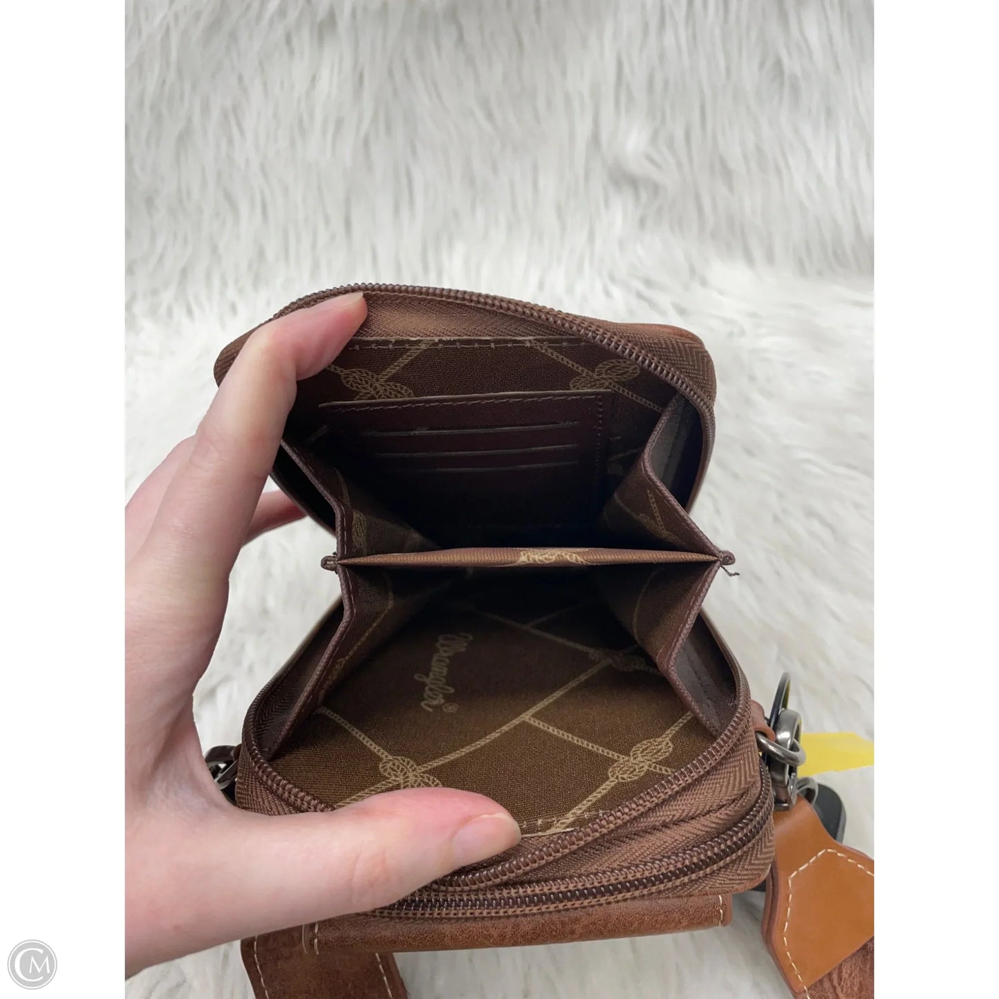 Crossbody By Wrangler, Size: Small