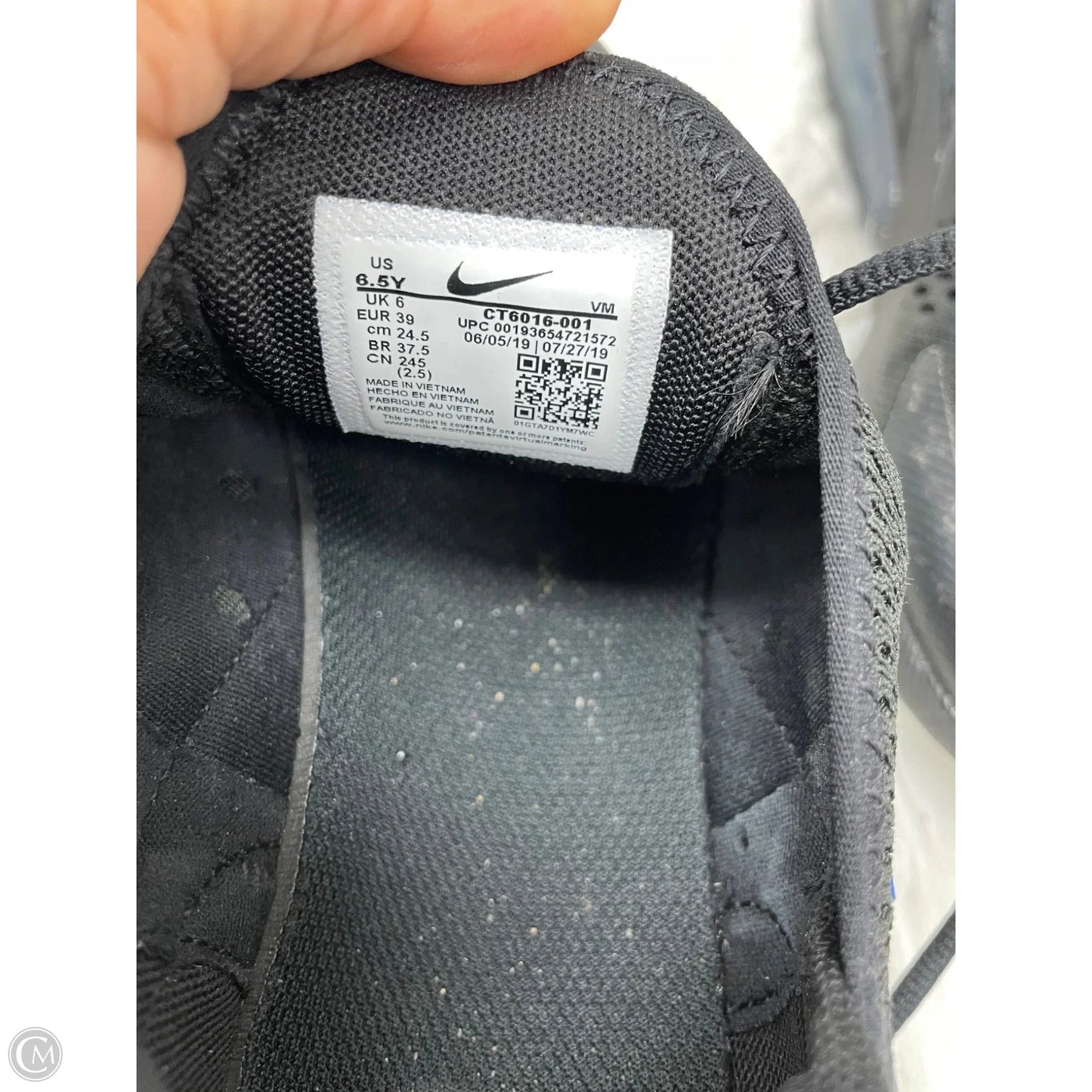 Shoes Sneakers By Nike In Black & Blue, Size: 6.5