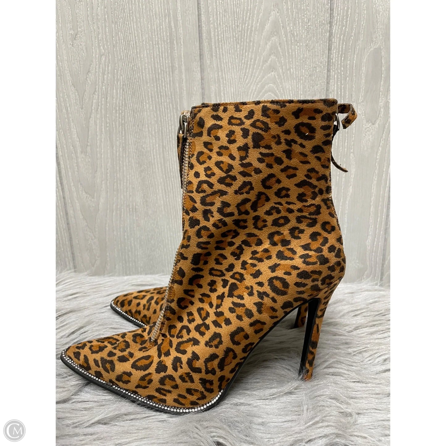 Boots Ankle Heels By Fashion Nova In Animal Print, Size: 7