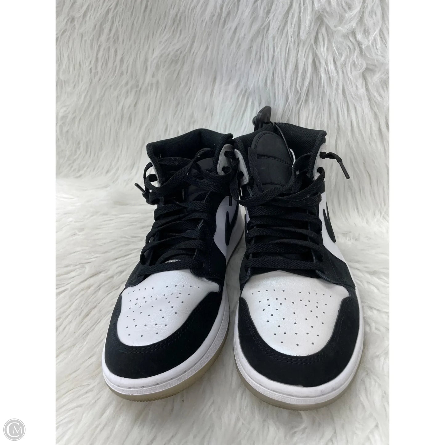 Shoes Sneakers By Nike In Black & White, Size: 10