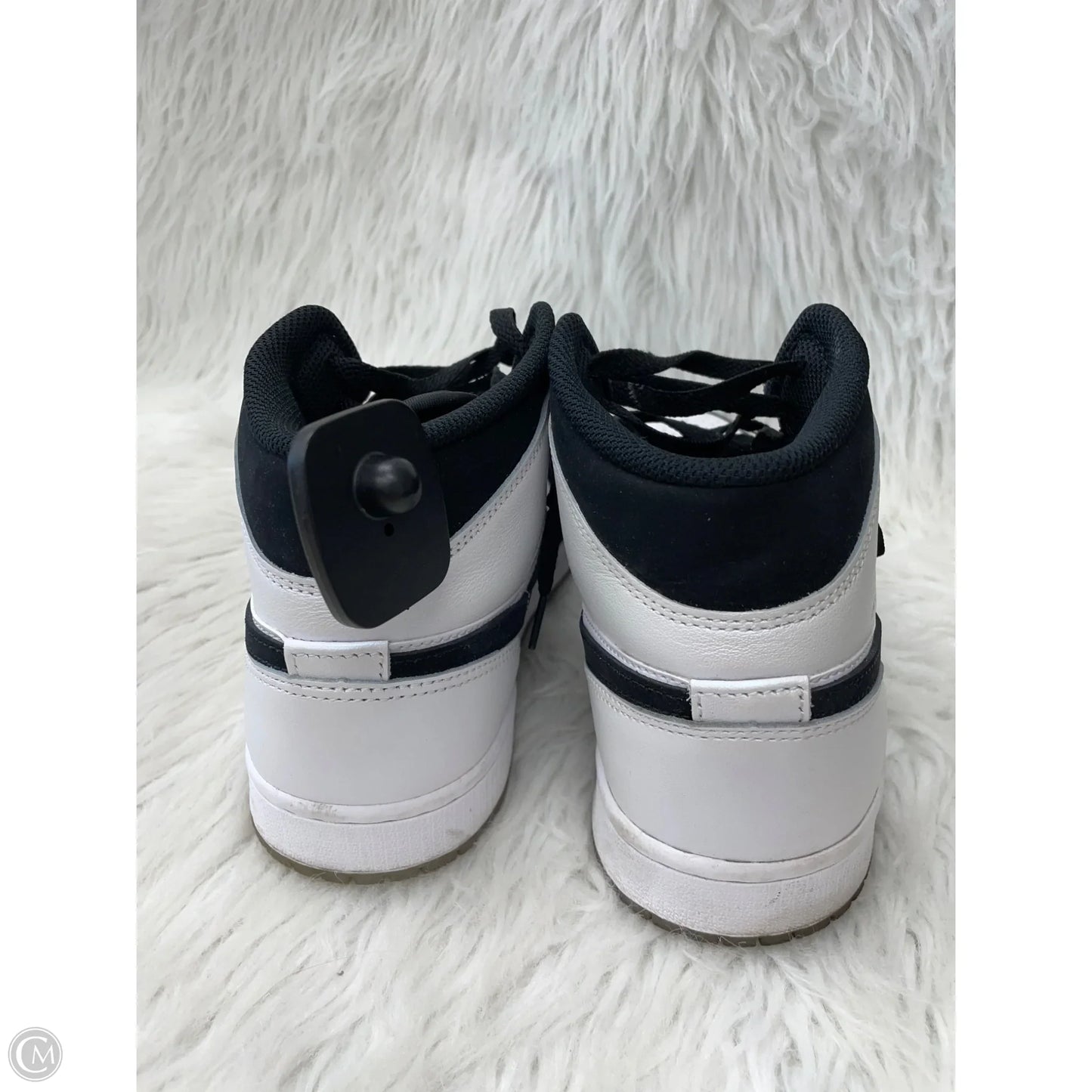 Shoes Sneakers By Nike In Black & White, Size: 10